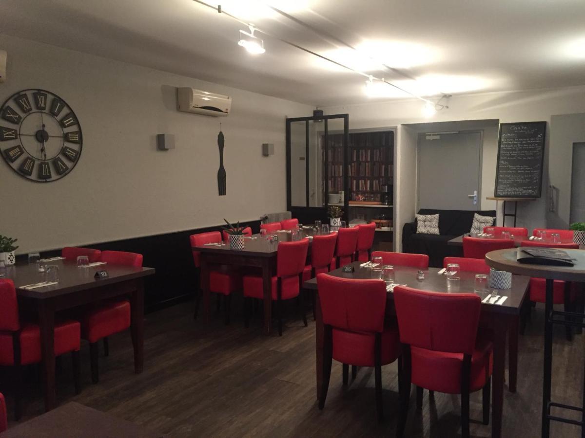 Hotel Restaurant Cousseau Паранти-ан-Борн Экстерьер фото